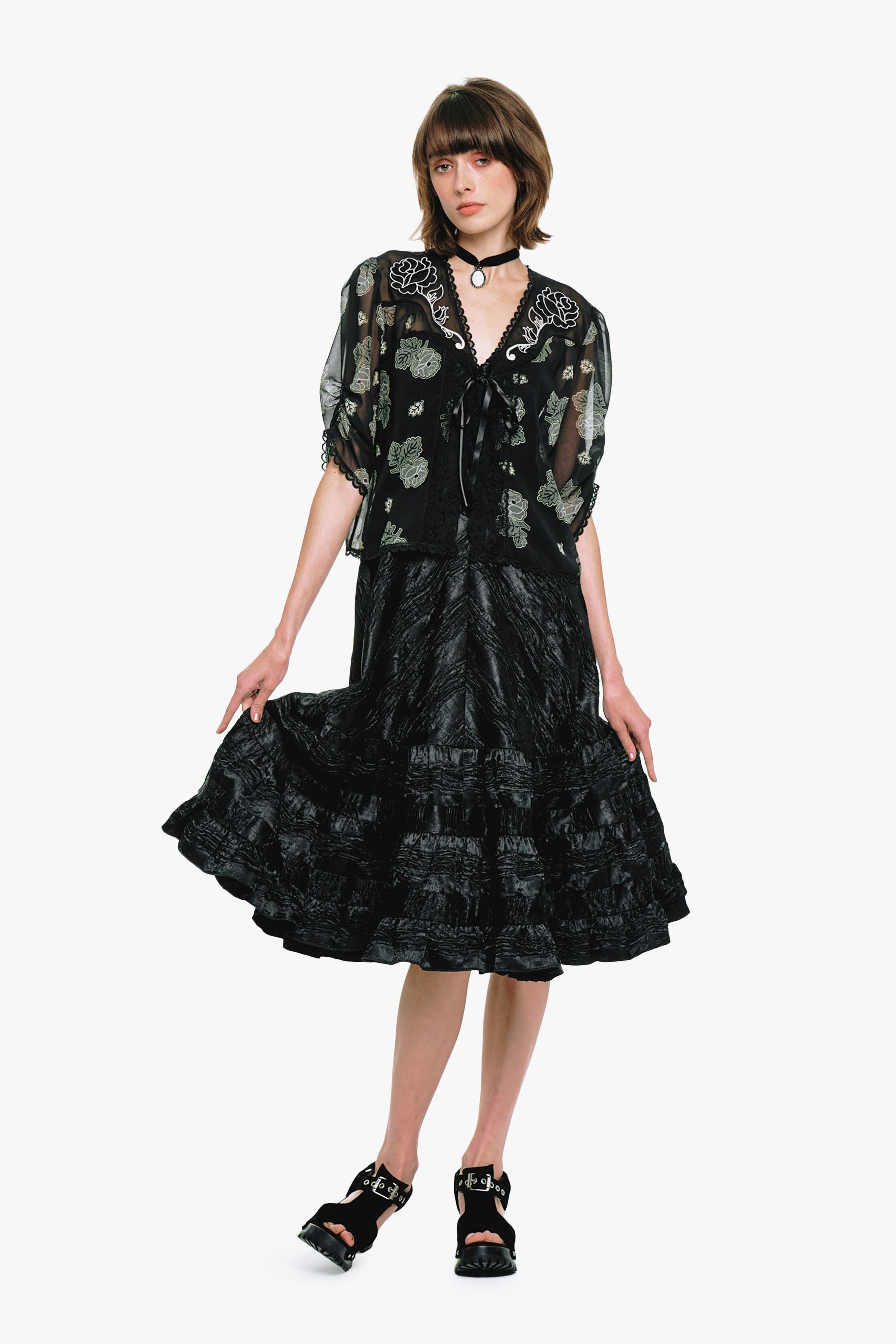 Lily and Roses Chiffon Combo Embroidered Bed Jacket - Image 3